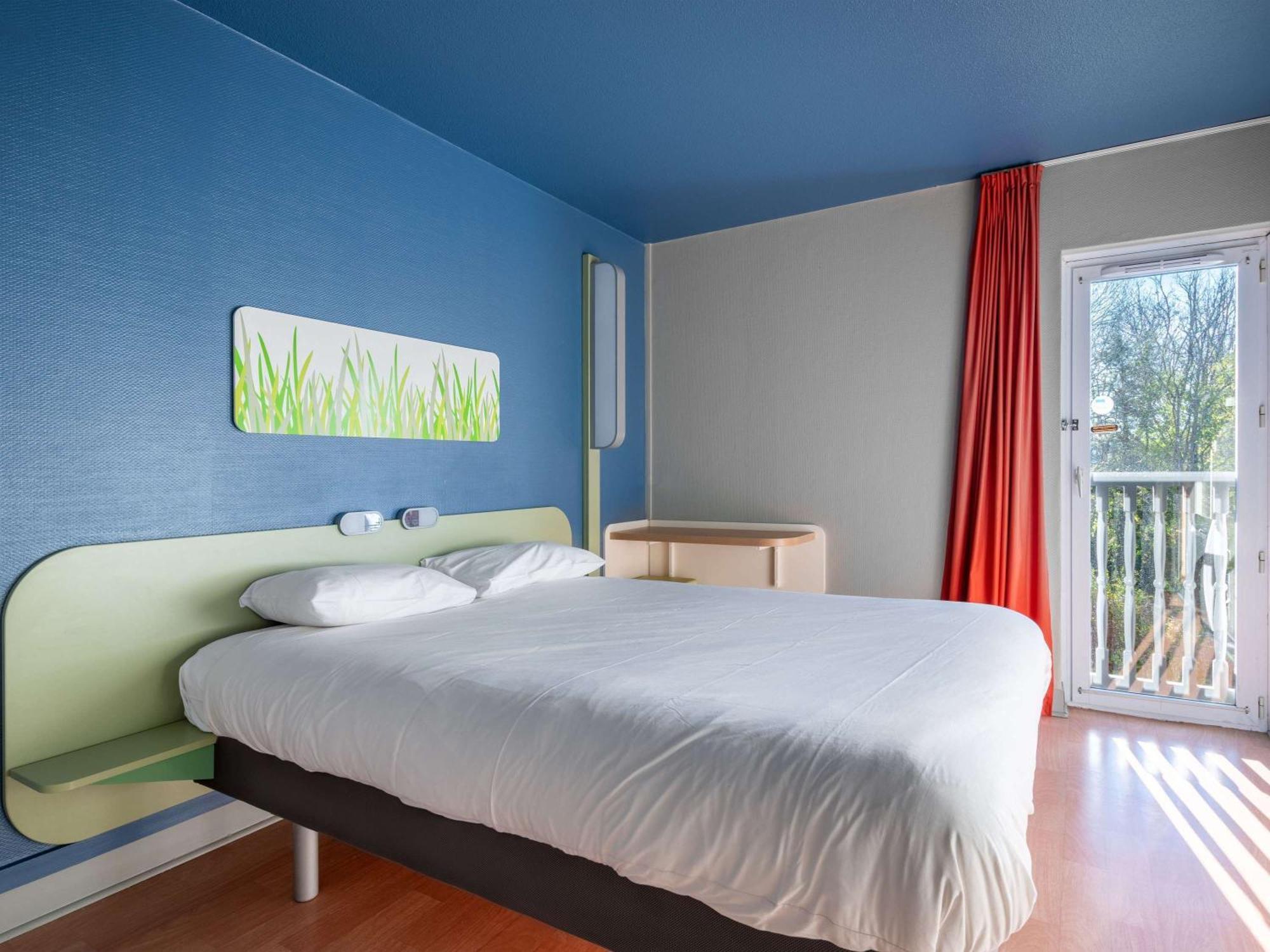 Ibis Budget Caen Herouville Экстерьер фото