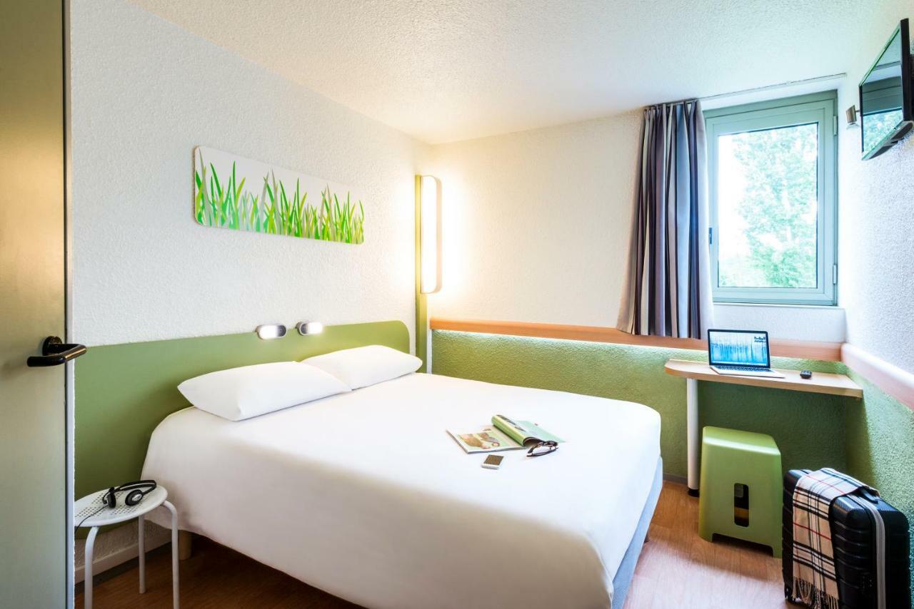 Ibis Budget Caen Herouville Экстерьер фото